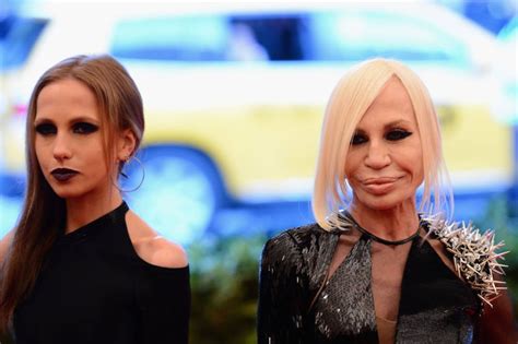 versace donatella alter|donatella versace früher.